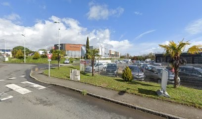 Fontaine Paul, Laboratoire d'Analyses à Melesse