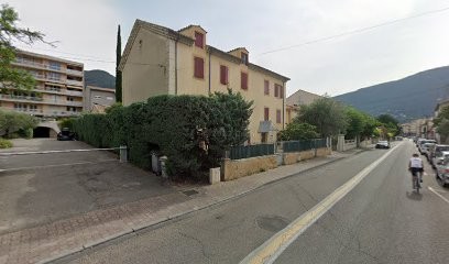 Centre De Vaccination De Nyons-Nouvelle Maison De Pays, Laboratoire d'Analyses à Nyons