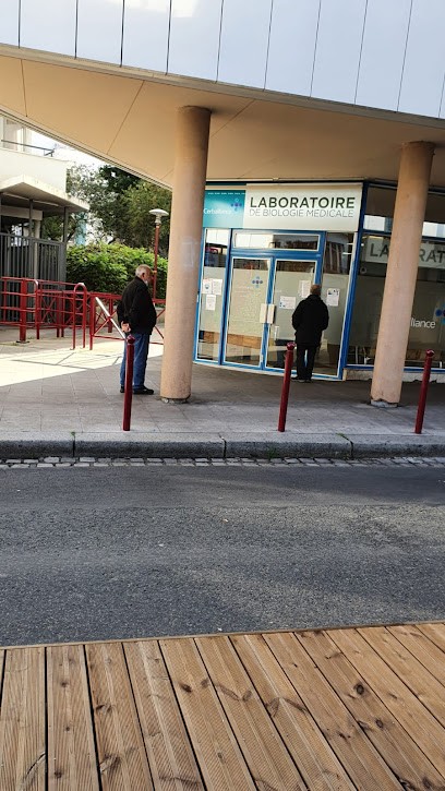 Laboratoire De Biologie Médicale - Pré-Saint-Gervais - Cerballiance, Laboratoire d'Analyses au Pré-Saint-Gervais