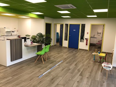 Laboratoire PLUMELLE - Site de BELAIR, Laboratoire d'Analyses à Salon-de-Provence