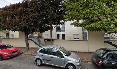 Centre de Vaccination-Gymnase Guimier, Laboratoire d'Analyses à Tremblay-en-France