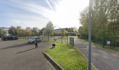 Centre De Vaccination COVID-19 - Salle Carnot à Montargis, Laboratoire d'Analyses à Montargis