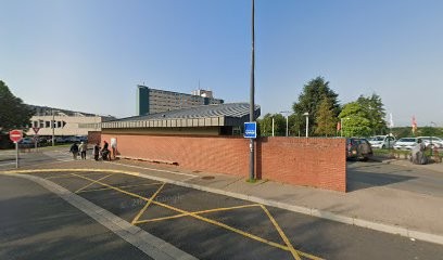 Centre De Vaccination-Ch Saint-Quentin, Laboratoire d'Analyses à Saint-Quentin