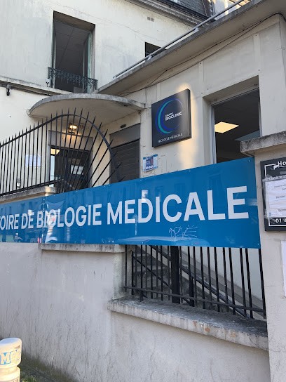 Centre De Dépistage Covid-19, Laboratoire d'Analyses à Montreuil