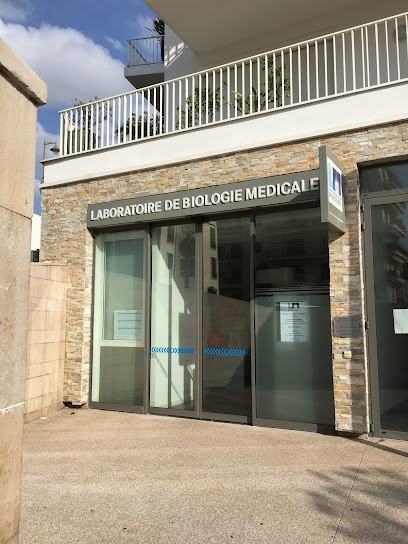 Le laboratoire Duhalde & Demès de Mougins, Laboratoire d'Analyses à Mougins