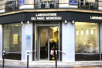 Laboratory Unilabs Le Labo - Parc Monceau, Laboratoire d'Analyses à Paris 17