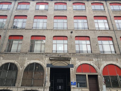 Centre De Vaccination De Vienne-Manège, Laboratoire d'Analyses à Vienne