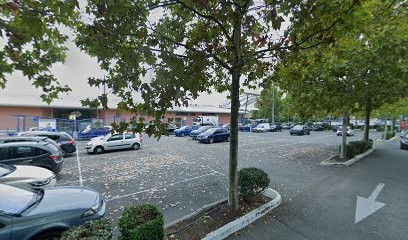 Centre De Vaccination Éphémère Carrefour Etoile, Laboratoire d'Analyses à Nîmes