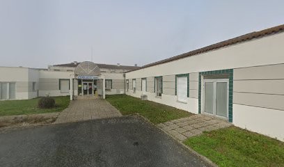 Centre De Vaccination-Pôle Médical Coeur De Gâtine, Laboratoire d'Analyses à Parthenay