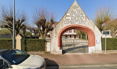 Centre De Vaccination Covid-19-Salle Carnot A Montargis, Laboratoire d'Analyses à Montargis