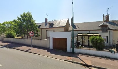 Centre de Vaccination Grand Public-Saint-Denis-Lanneray, Laboratoire d'Analyses à La Chapelle-du-Noyer