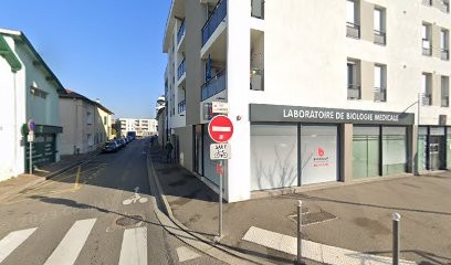 Centre De Dépistage Covid-19, Laboratoire d'Analyses à Meyzieu