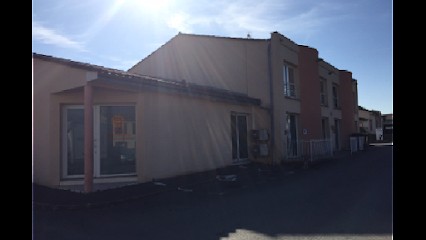 Laboratory Unilabs Biolib - Vayres, Laboratoire d'Analyses à Vayres