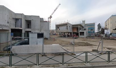 Centre De Vaccination Covid-19-Collège Courbet, Laboratoire d'Analyses à Pierrefitte-sur-Seine