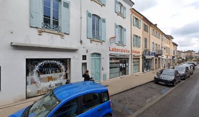 Centre De Dépistage Covid-19, Laboratoire d'Analyses à Trévoux