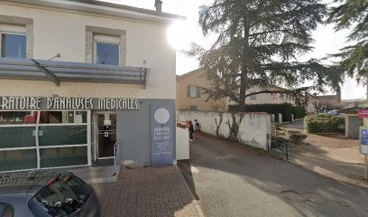 Centre De Dépistage Covid-19, Laboratoire d'Analyses à Veauche