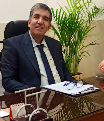 Dr Kamran Moradkhani (Généticien) Laboratoire D'analyses à Clichy